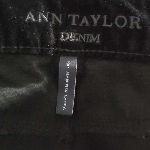 Loft Modern Bootcut Black Velvet Chic Black Flare Pants Size 10 P Petite - Picture 9 of 12